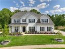 911 Harlow S Crossing Drive sold home in Matthews, SC