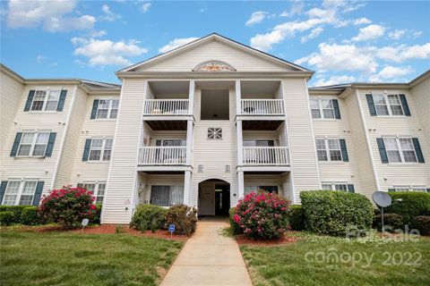 3953 Mohawk Court