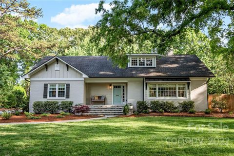 936 Bridlepath Lane