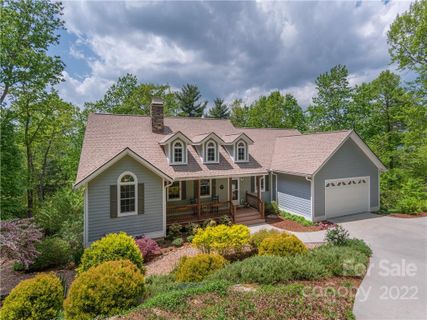 6 Ridgebourne Way