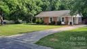 5709 Hillcrest Circle sold home in Indian Trail, SC