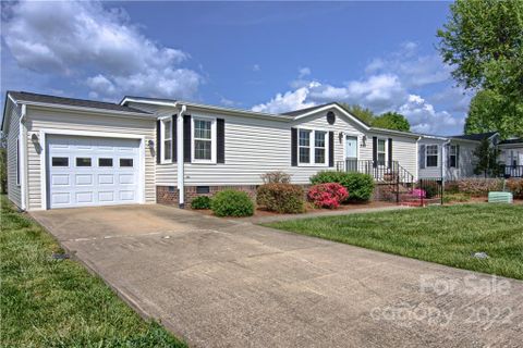 448 Sassafras Drive