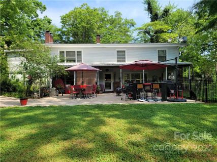 Previously sold for $280,000