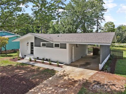 Previously sold for $405,000