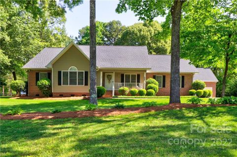 327 Faith Road sold home in Serene Lake, Mooresville, NC