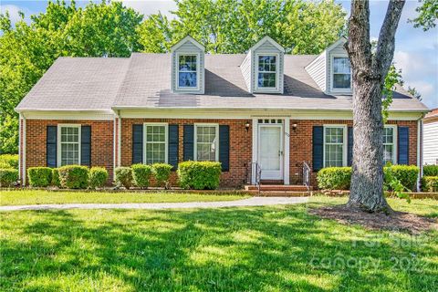 1916 Lawton Bluff Road
