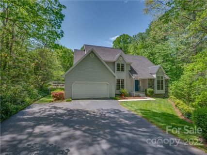 306 Wood Dale Drive sold home in Wood Dale, Hendersonville, NC