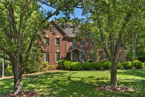 4500 Rosecliff Drive