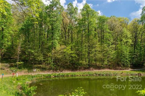 761 Gateway Parkway