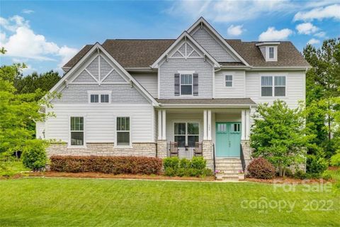 100 Cape August Place