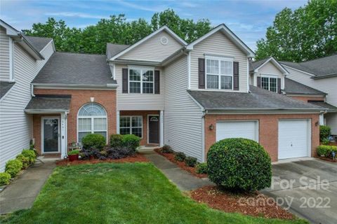 8465 Carolina Lily Lane