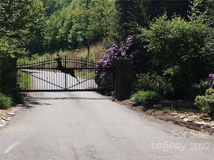 00 Wolf Pen Road 826