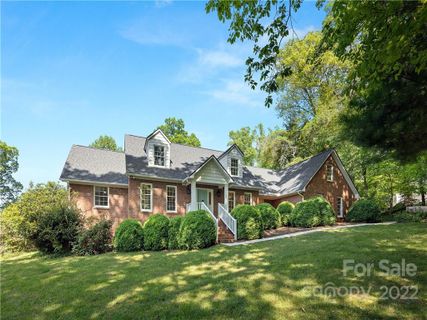 18 Westridge Drive