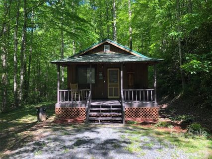 180 Valley Lane 55 sold home in Village Preserve at Nantahala Village, Bryson City, NC