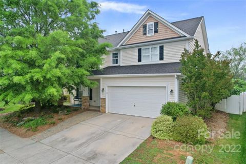 3004 Magna Lane