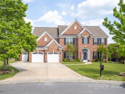 2110 Goddard Way
