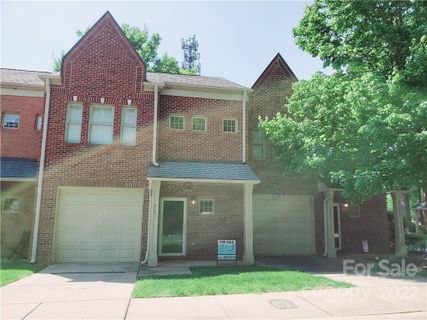Previously sold for $432,000