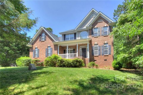 240 Glenville Drive