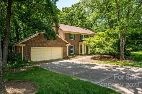 1100 Shadowbrook Lane