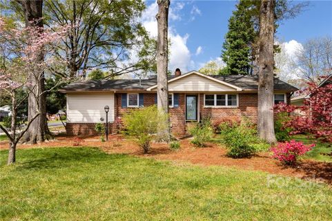 2701 Palm Avenue sold home in Eastway, Charlotte, NC