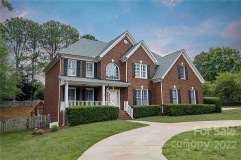 2402 Howerton Court