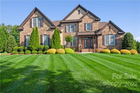 920 Wandering Way Drive 058