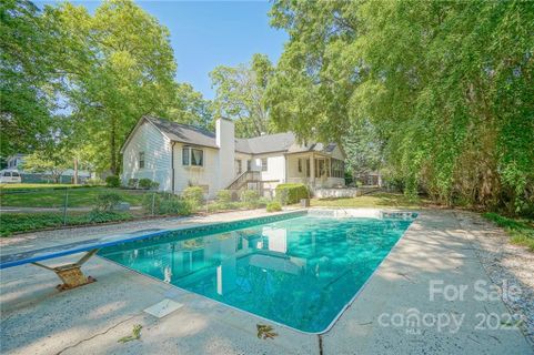 606 N 5th Street