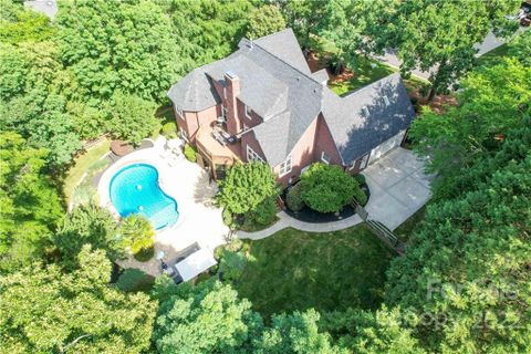 4712 Myers Lane