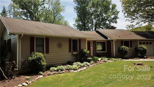 68 Wenlock Way sold home in Forest Park, Waynesville, NC