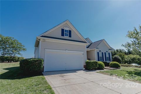 2129 Savoy Place