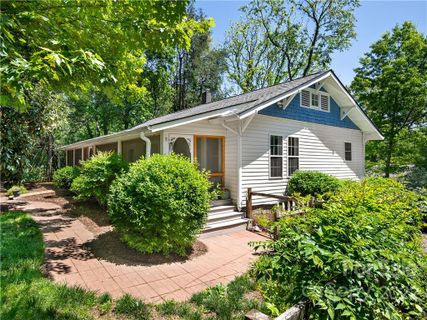 90 Virginia Avenue