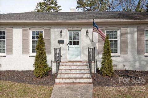 1322 Erinshire Road