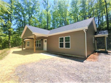 201 Woodhaven Estates 13 sold home in Woodhaven Estates, Sylva, NC