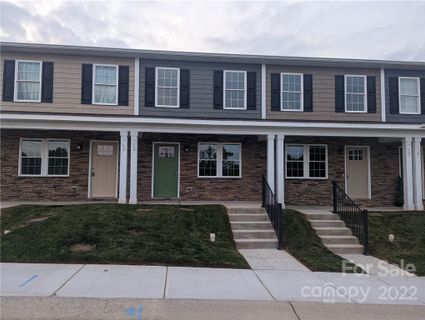 1584 Oak Leaf Drive unit C