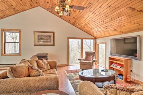 11 Shirley Drive sold home in Hemlock Forest, Maggie Valley, NC