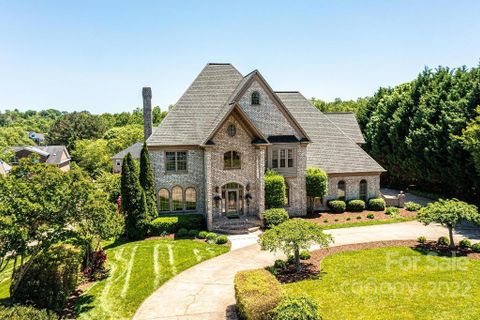 4218 3rd Street Lane