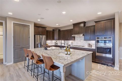 4011 Charlton Road 281
