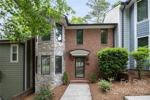 1042 Wexford Place