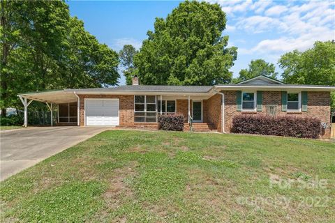 312 Brookside Drive