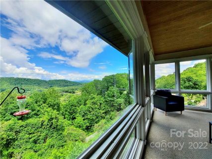 132 Country Ridge Road sold home in Country Ridge, Hendersonville, NC