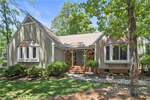 6132 Kingstree Drive sold home in Brandon, Charlotte, NC