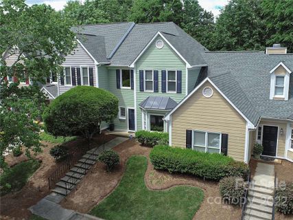 5933 Fitzwilliams Lane
