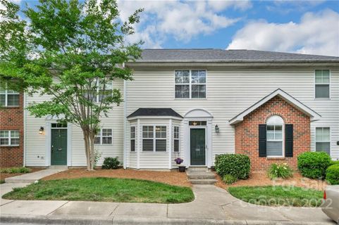3712 Melrose Cottage Drive