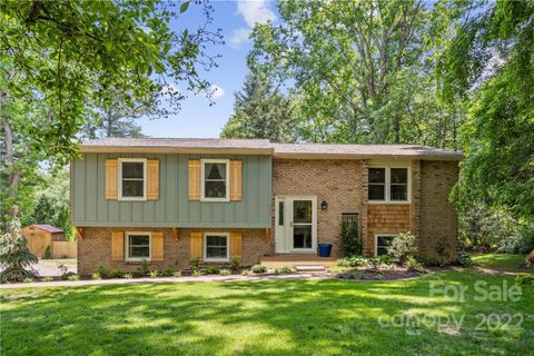 129 E Whisperwood Circle sold home in Whisperwood, Hendersonville, NC