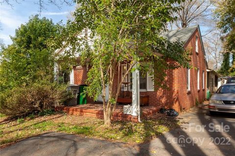 1631 Arnold Drive sold home in Bradley Hills, Charlotte, NC