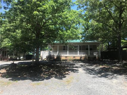 207 Deer Park Road B85/86