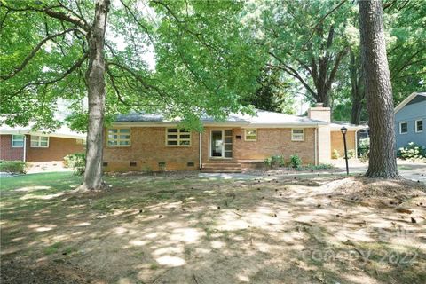 1800 Lansdale Drive
