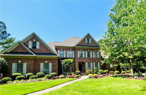 7519 Meadowgate Lane