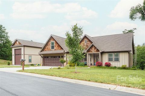 4 Slippery Rock Drive sold home in Robinson Creek, Fletcher, NC