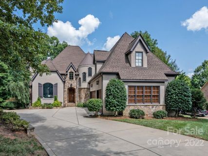 8300 Victoria Lake Drive